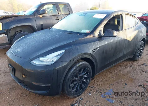 2022 Tesla Model Y Long Range Dual Motor All-Wheel Drive из США, поврежденный, VIN 7SAYGDEE2NF445720